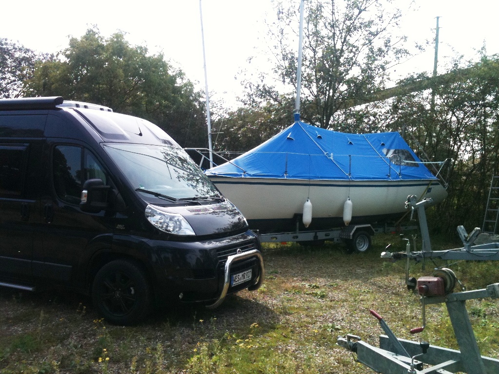 Motoryachten mit Winterverdeck, Ganzpersenning, Winterpersenning